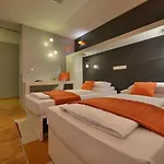 Omnia Relax & Wellness