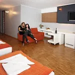 Omnia Relax & Wellness 酒店 4*