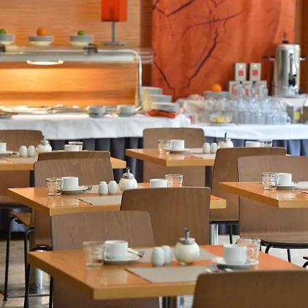 Omnia Relax & Wellness Hotel