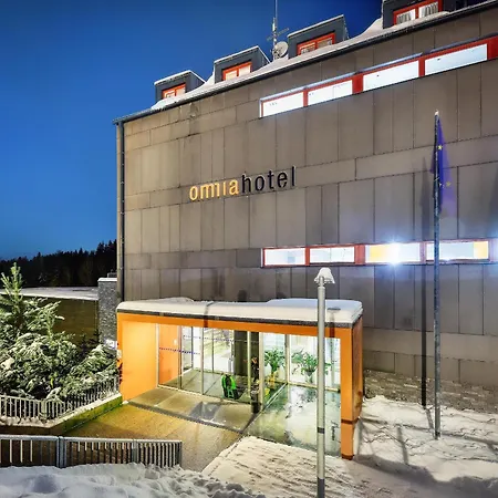 Omnia Relax & Wellness Hotel 4*