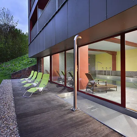 Omnia Relax & Wellness Szálloda 4*