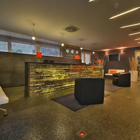 Omnia Relax & Wellness Hotel 4*