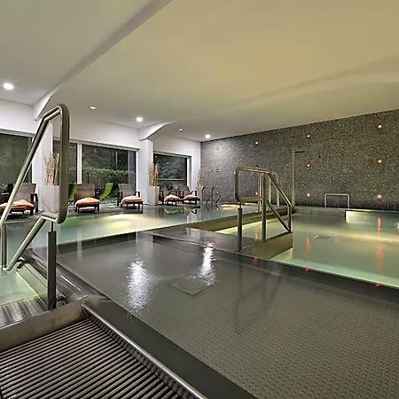 Omnia Relax & Wellness 4*