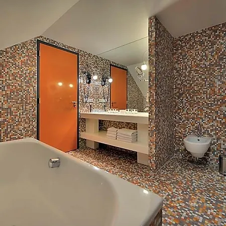 Omnia Relax & Wellness